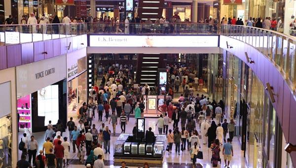 Миниатюрные громкоговорители MM-4XP в самом крупном торгово-развлекательном центре в мире Dubai Mall.JPG